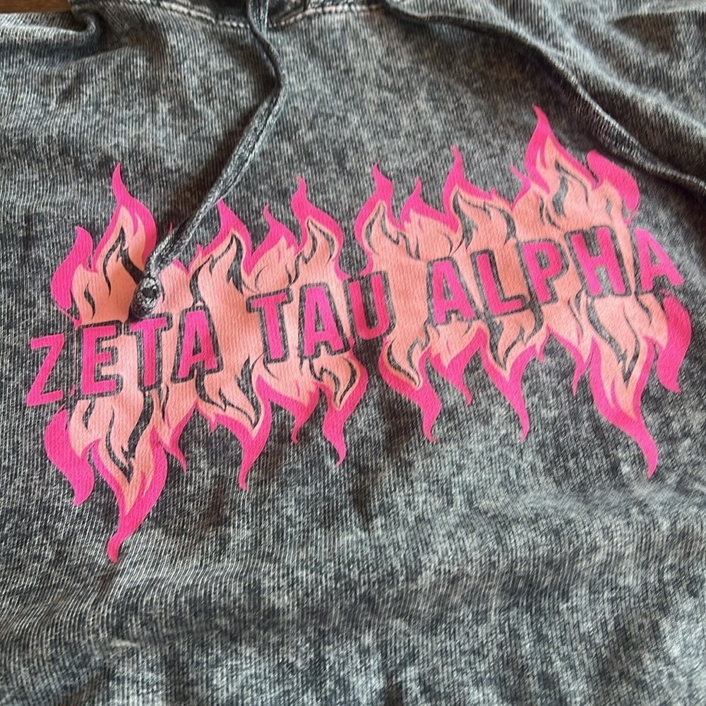 University Tees Sz L Acid Wash Gray Hoodie Zeta Tau Alpha Collegiate Sweatshirt